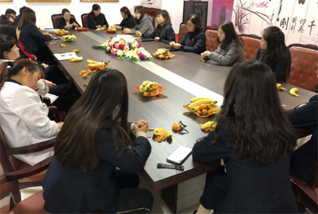 公司工會舉行“三八”婦女節座談會